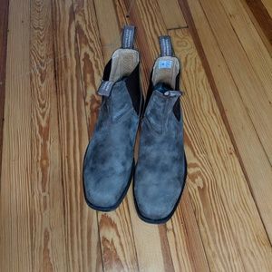 Rustic Brown Dress Blundstone